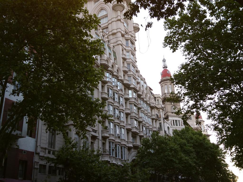 Apartamento Avenida De Mayo 1316 Buenos Aires Exterior foto